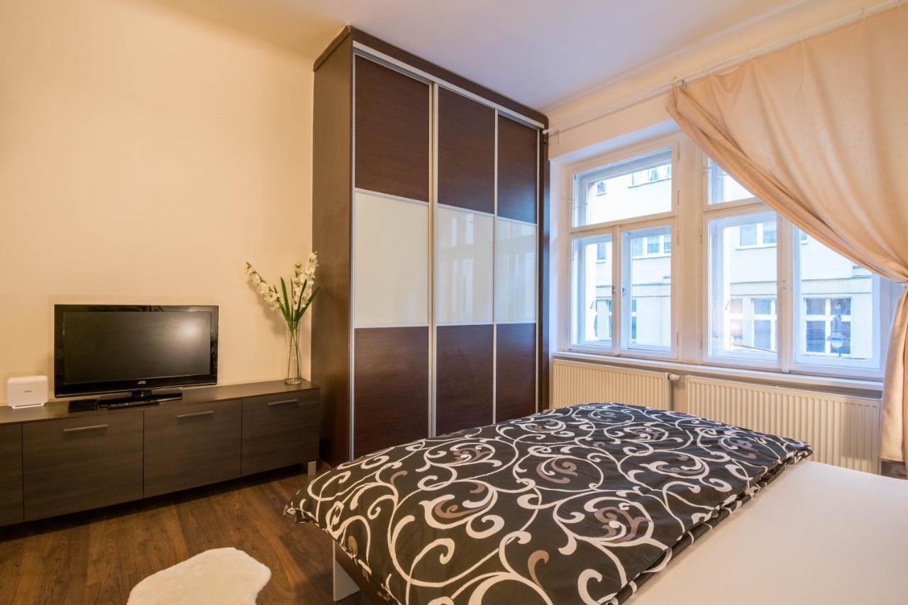 Chest Design Apartments Prag Exteriör bild