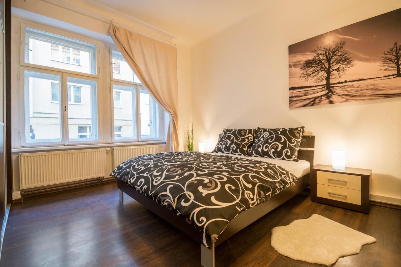 Chest Design Apartments Prag Exteriör bild