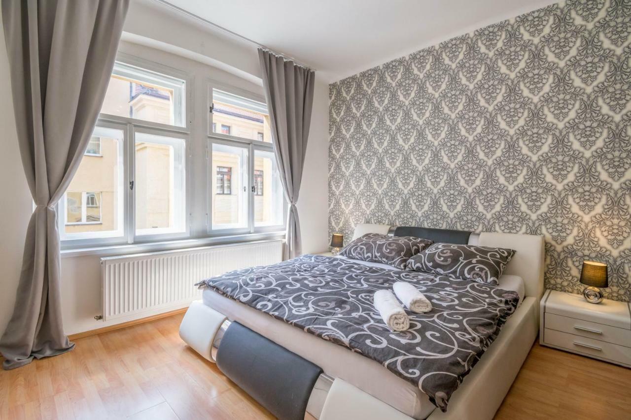 Chest Design Apartments Prag Exteriör bild